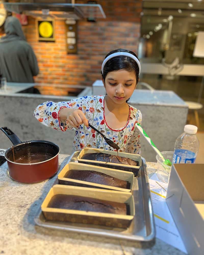 Chocolate Cake & Rich Chocolate Sauce Workshop ✨👩👧